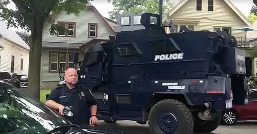 West Allis Officer-Involved Shooting: 50-Year-Old Suspect Fatally Shot by Police After Allegedly Killing 70-Year-Old Victim in Milwaukee County Standoff; CPR Attempts Fail as Multiple Law Enforcement Agencies Respond to Chaotic Scene